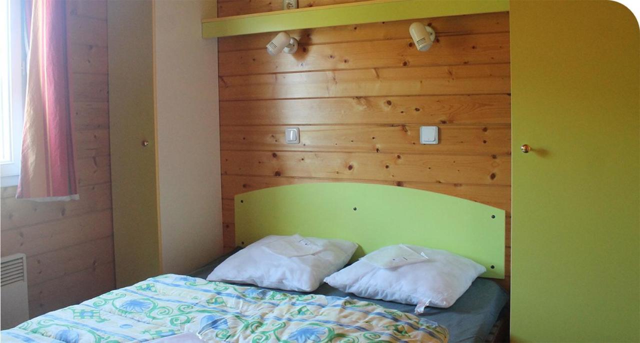 Camping Onlycamp Pierre & Sources Volvic Buitenkant foto