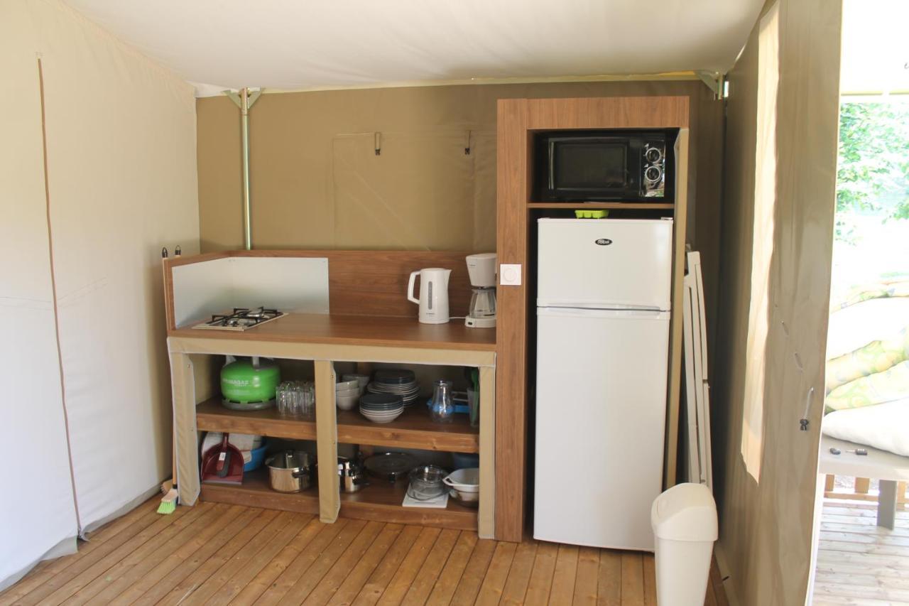Camping Onlycamp Pierre & Sources Volvic Buitenkant foto