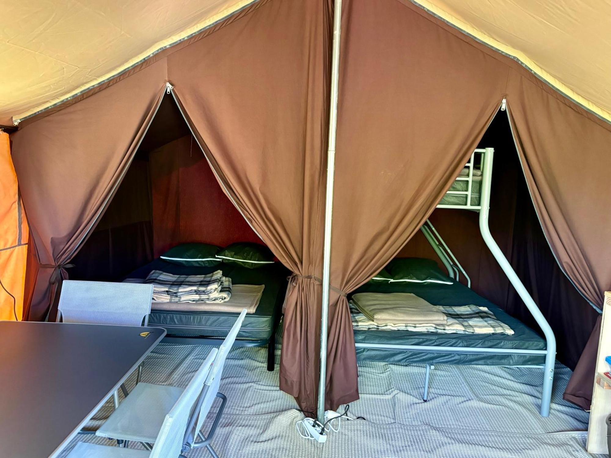 Camping Onlycamp Pierre & Sources Volvic Buitenkant foto
